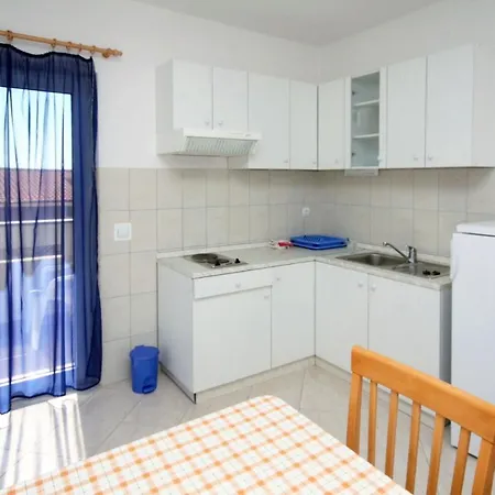 Apartamento With Wifi Seget Vranjica, - 4870 Trogir
